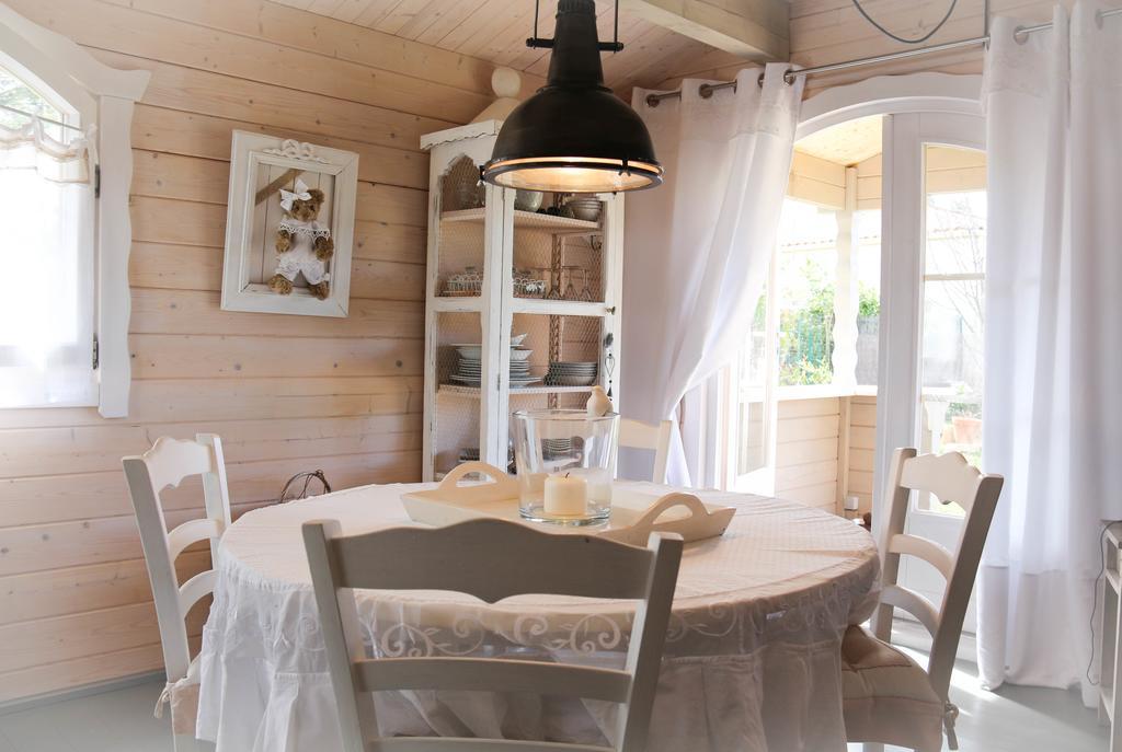 Chalet De Charme Aniane Phòng bức ảnh